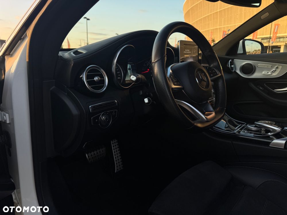 Mercedes-Benz Klasa C 200 4-Matic 9G-Tronic - 14