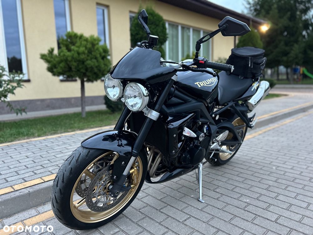 Triumph Street Triple - 9
