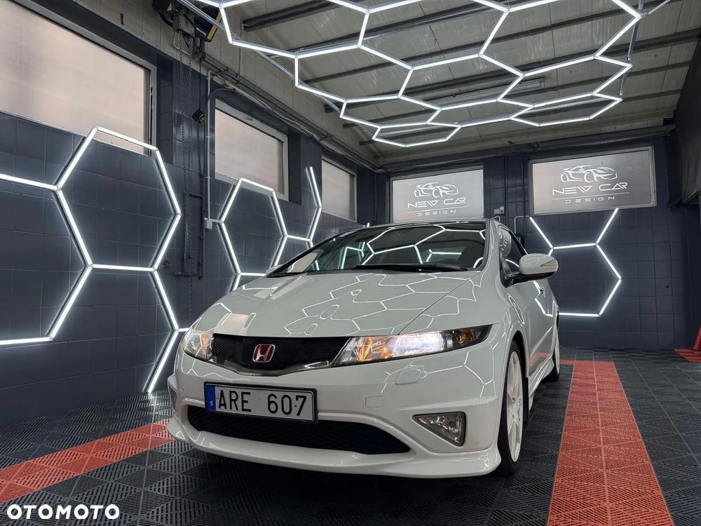 Honda Civic 2.0 i-VTEC Type R Championship White Edition - 4