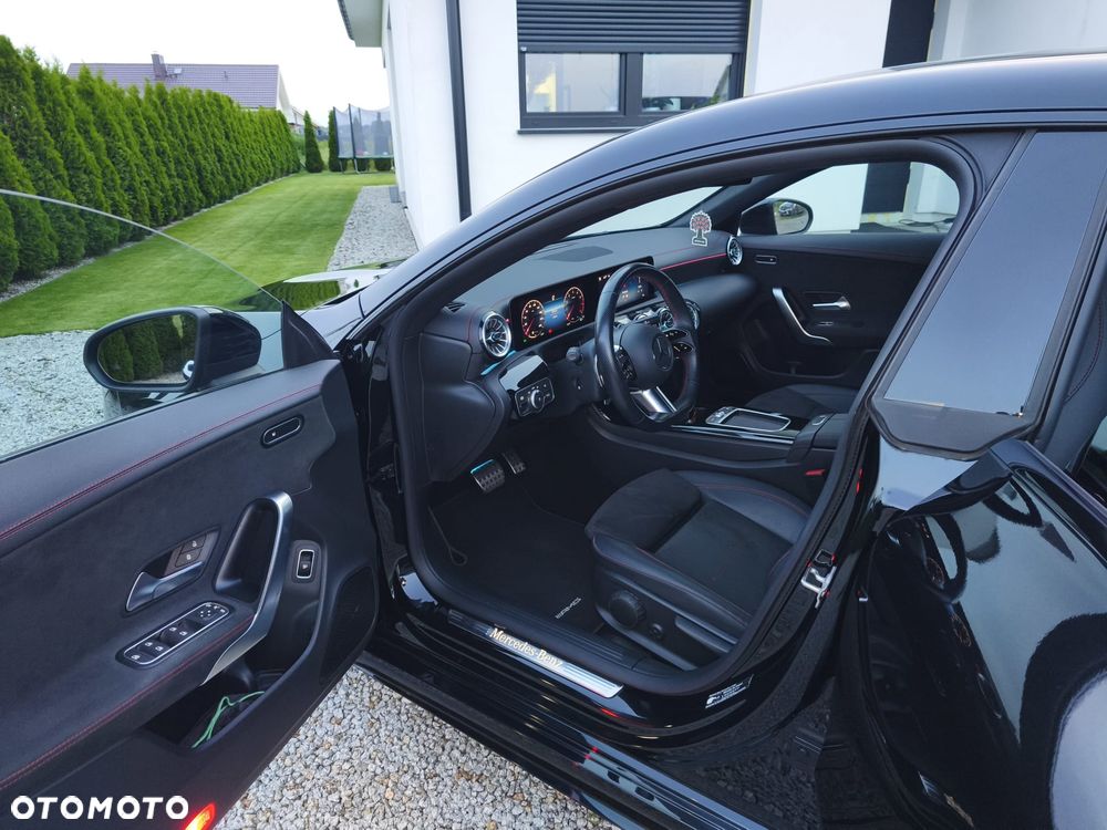 Mercedes-Benz CLA 200 mHEV AMG Line 7G-DCT - 10
