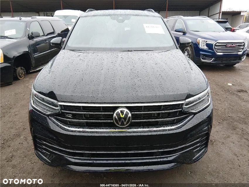Volkswagen Tiguan 2.0 TSI 4Mot IQ Drive DSG - 2