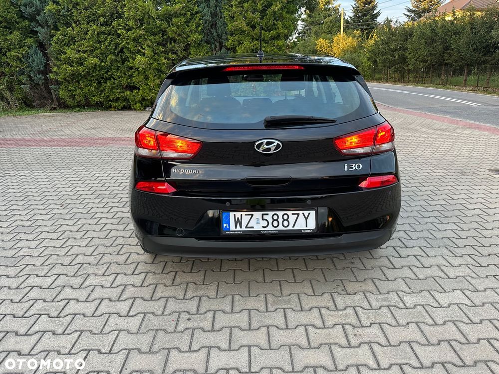 Hyundai i30 1.4 Comfort - 12