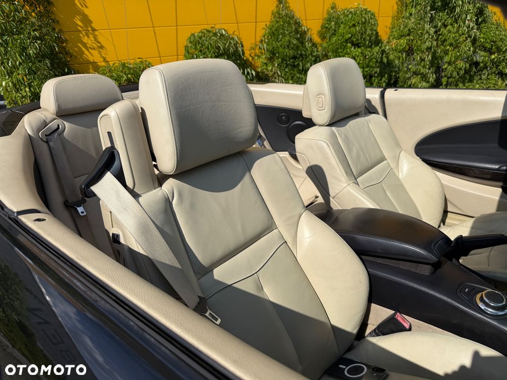 BMW Seria 6 650 i - 7