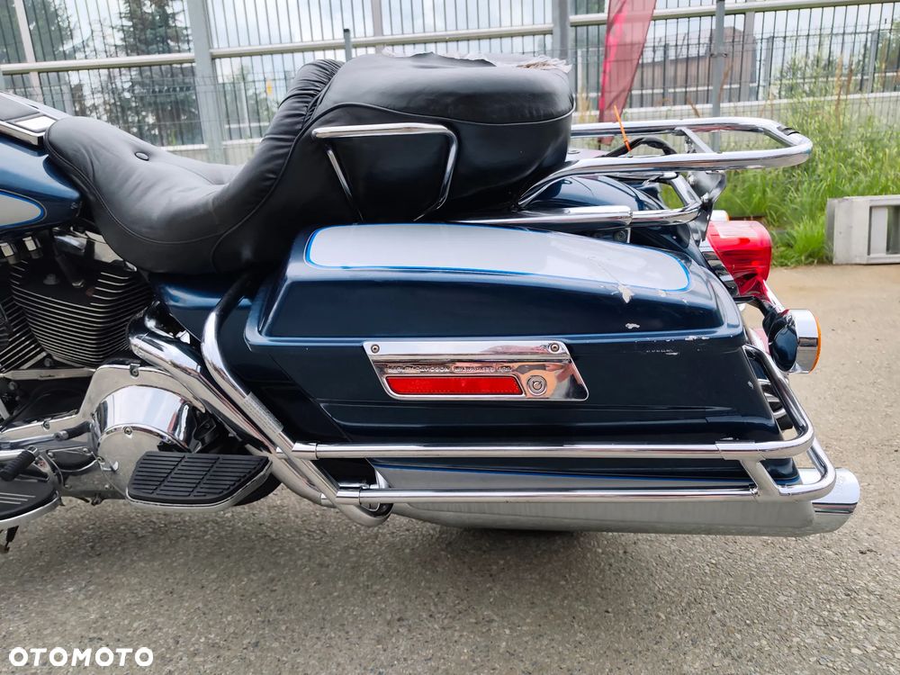 Harley-Davidson FLHT Electra Glide Standard - 28