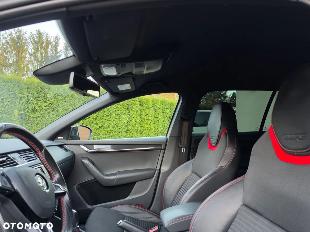 Skoda Octavia 2.0 TDI (Green tec) 4x4 DSG RS - 11