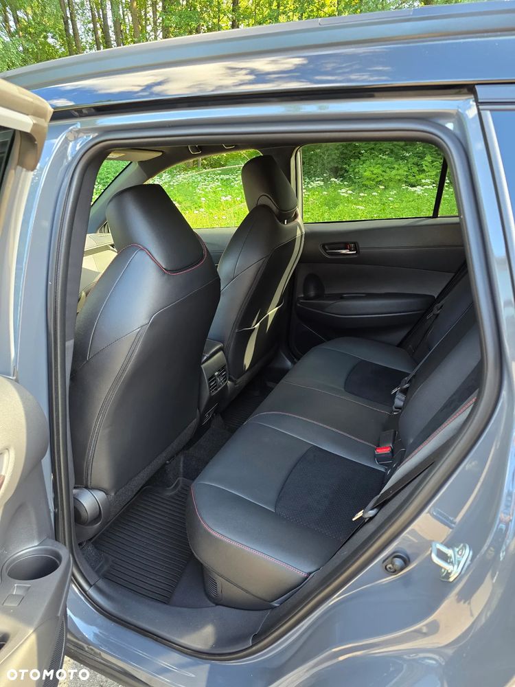 Toyota Corolla Cross - 13