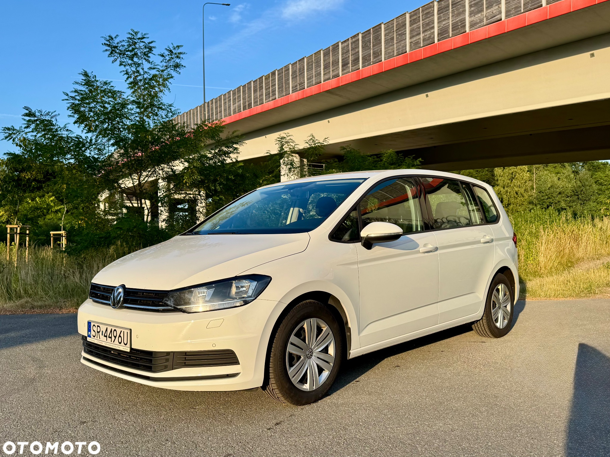 Volkswagen Touran 1.6 TDI BMT SCR Trendline - 2