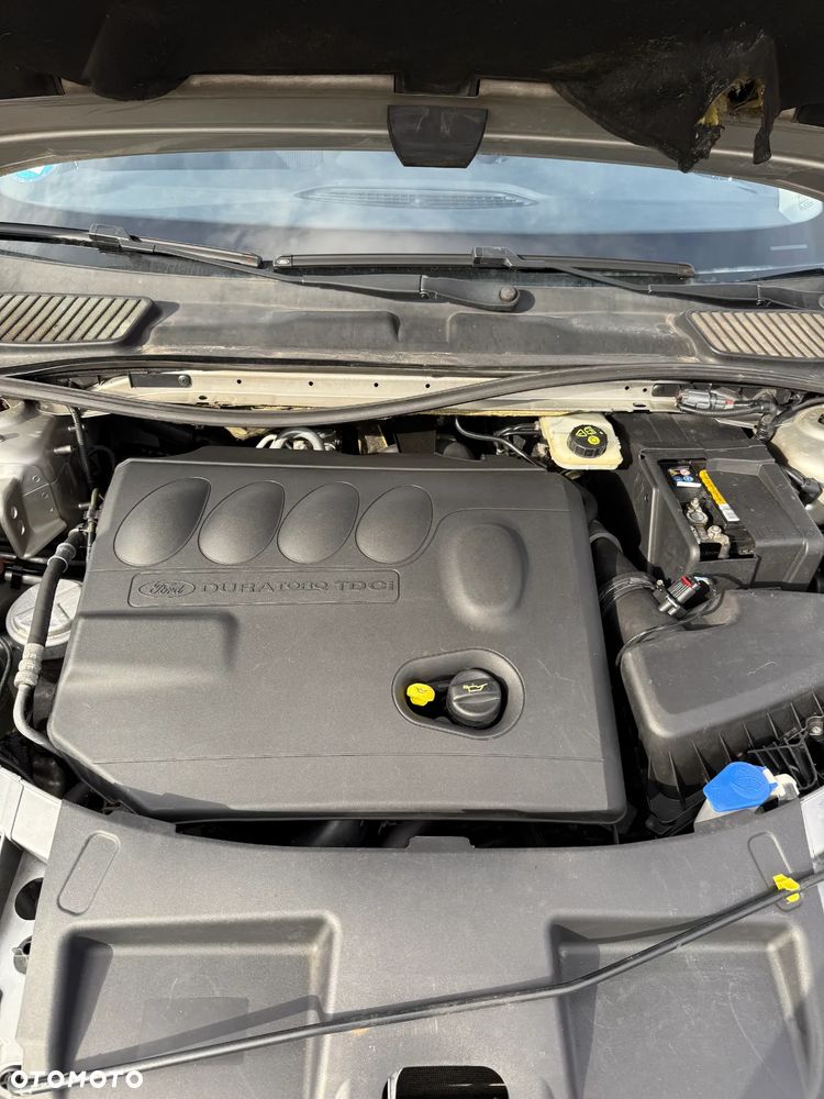 Ford Mondeo 2.0 TDCi Titanium - 19