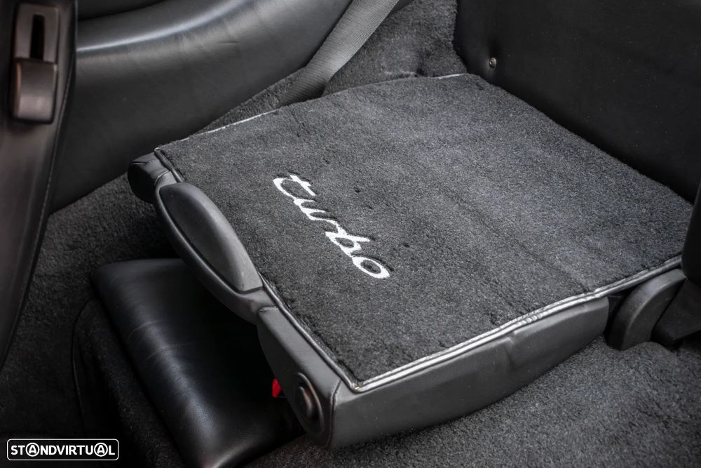 Porsche 911 (993) Coupé 3.6 Turbo - 23