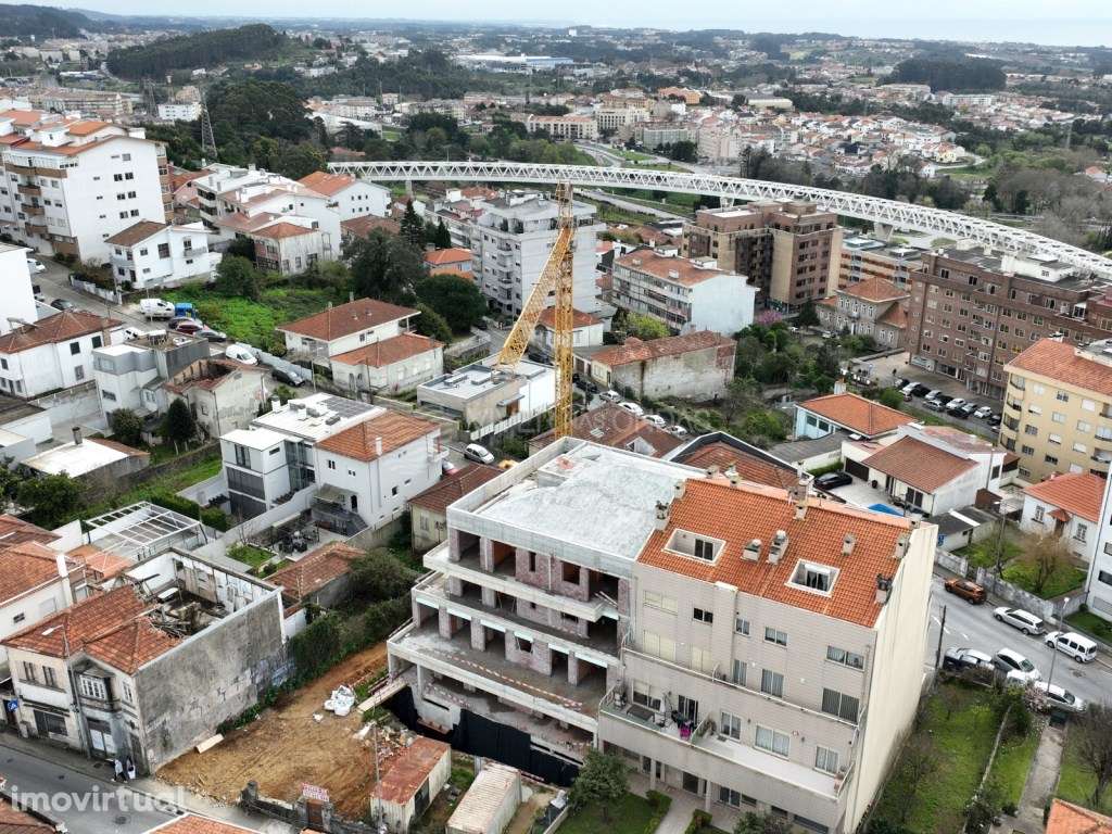 Luxuoso Apartamento T2 Novo - Santo Ovídeo - Vila Nova de Gaia. - Grande imagem: 4/16