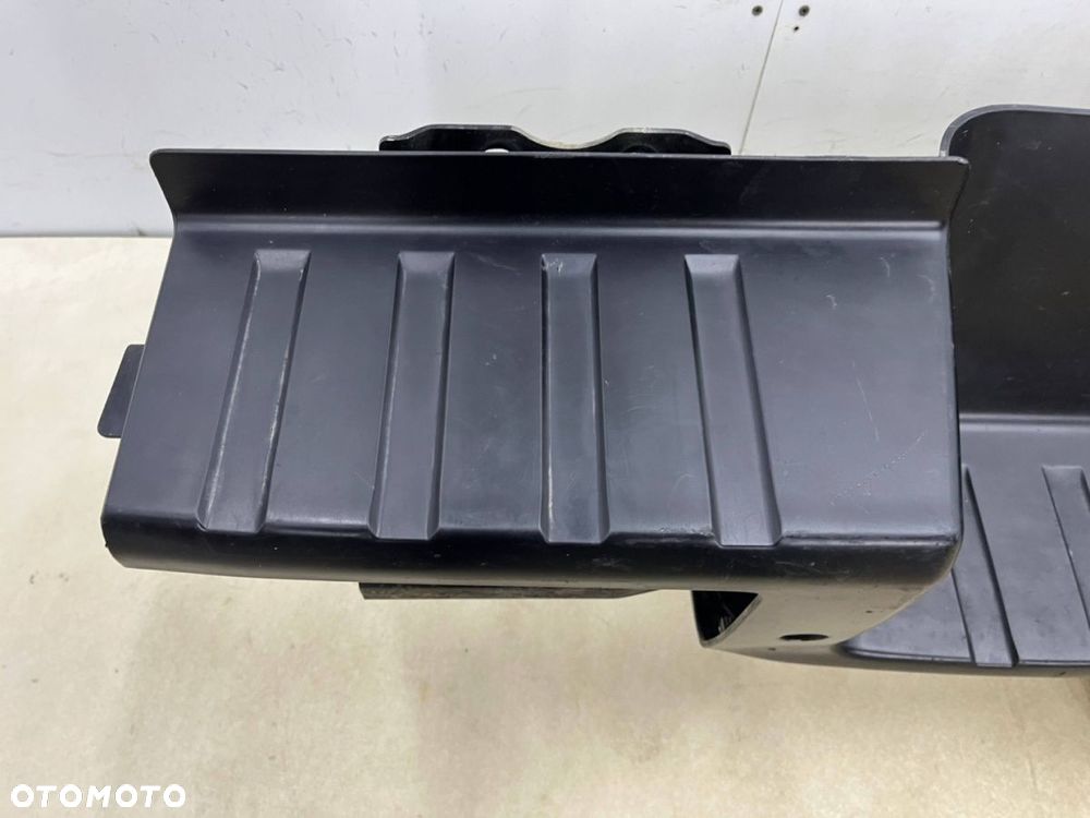 Zderzak tylny Isuzu D-Max DMax 3 Mazda BT-50 BT50 III 19r- nakładka zderzaka stopień PDC tylna belka - 4