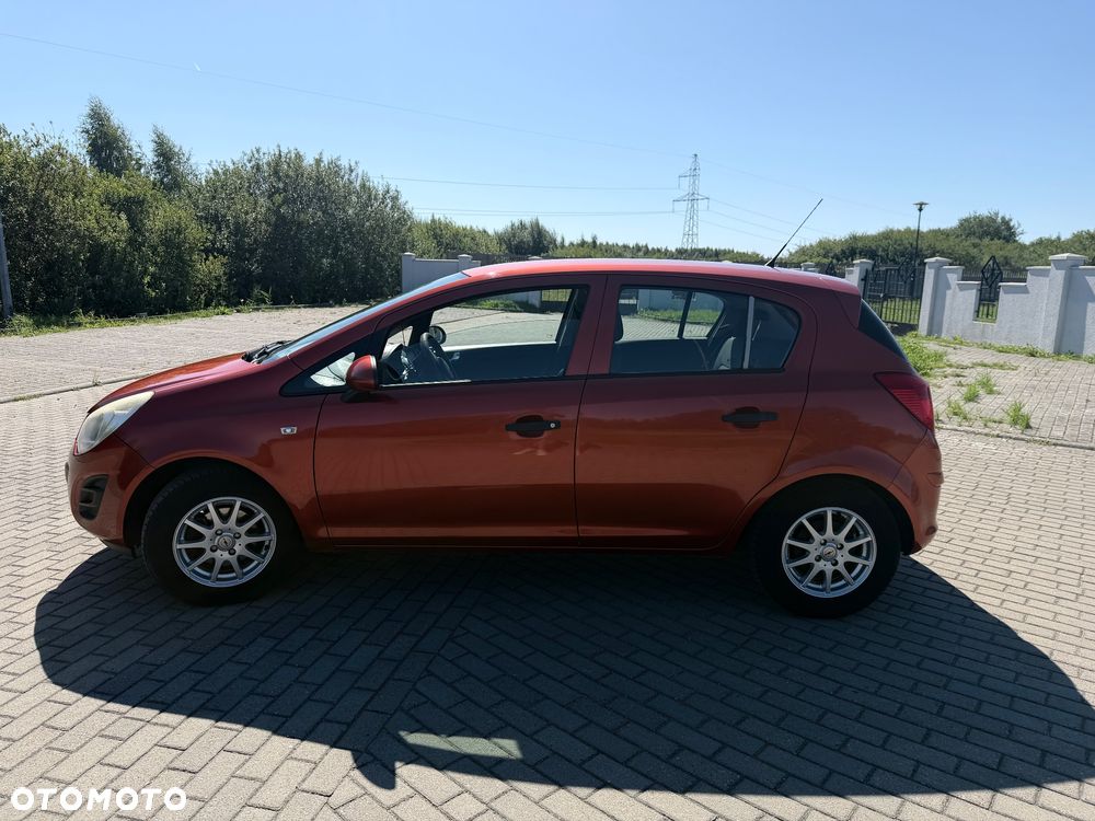 Opel Corsa 1.2 16V Enjoy - 4