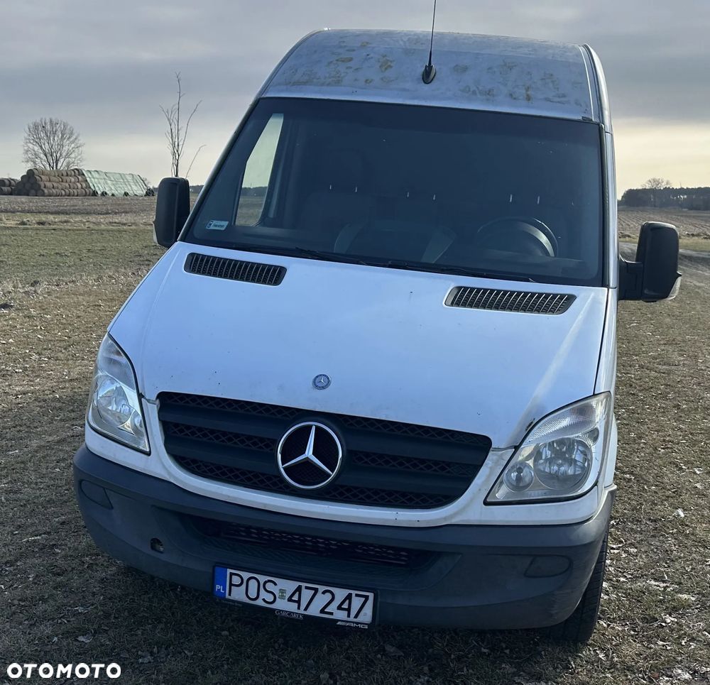Mercedes-Benz Sprinter - 4