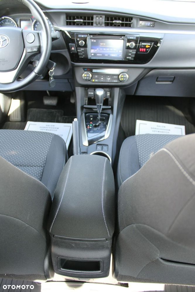 Toyota Corolla - 25