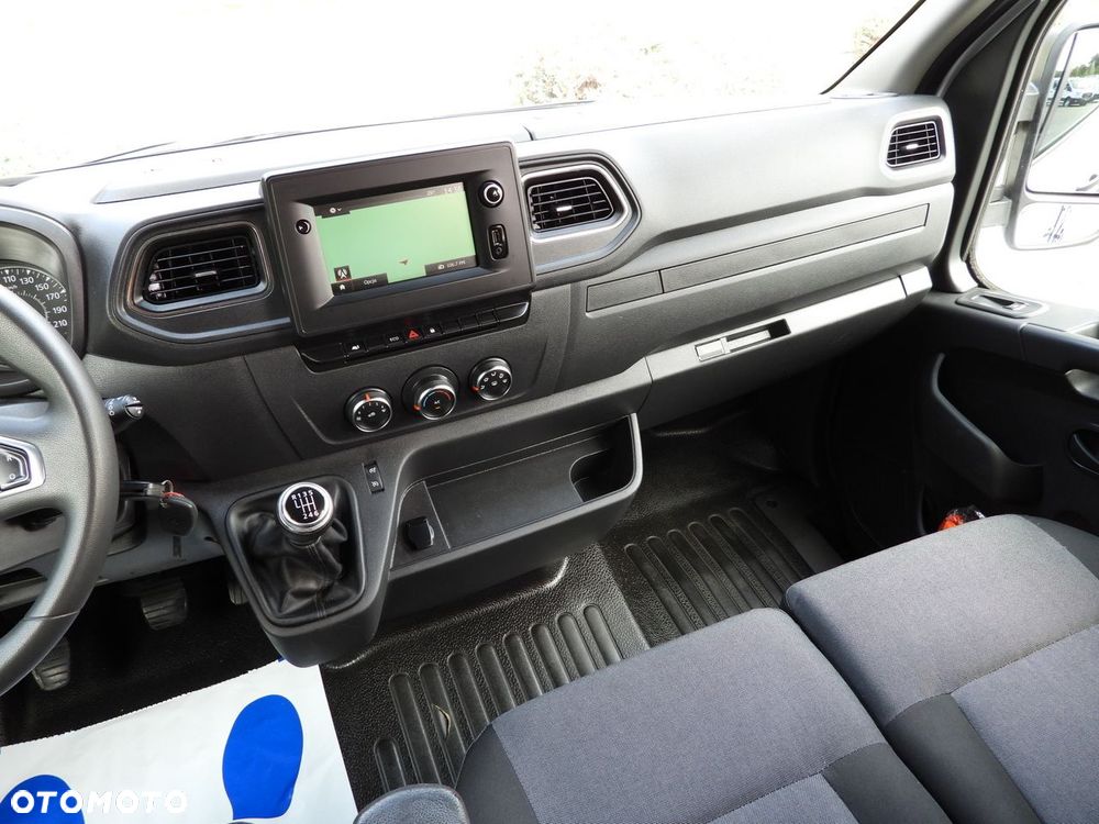 Renault MASTER FURGON BRYGADÓWKA 7 MIEJSC TEMPOMAT NAWIGACJA LEDY KLIMATYZACJA  135KM - 30