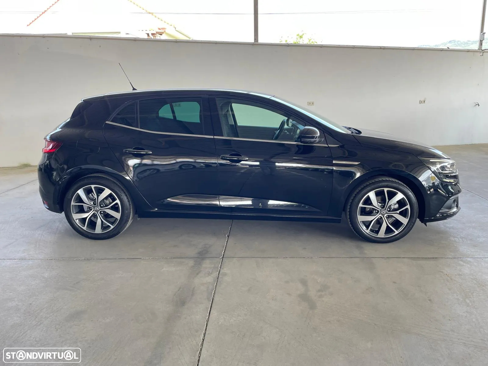 Renault Mégane ENERGY TCe 130 EDC LIMITED - 6