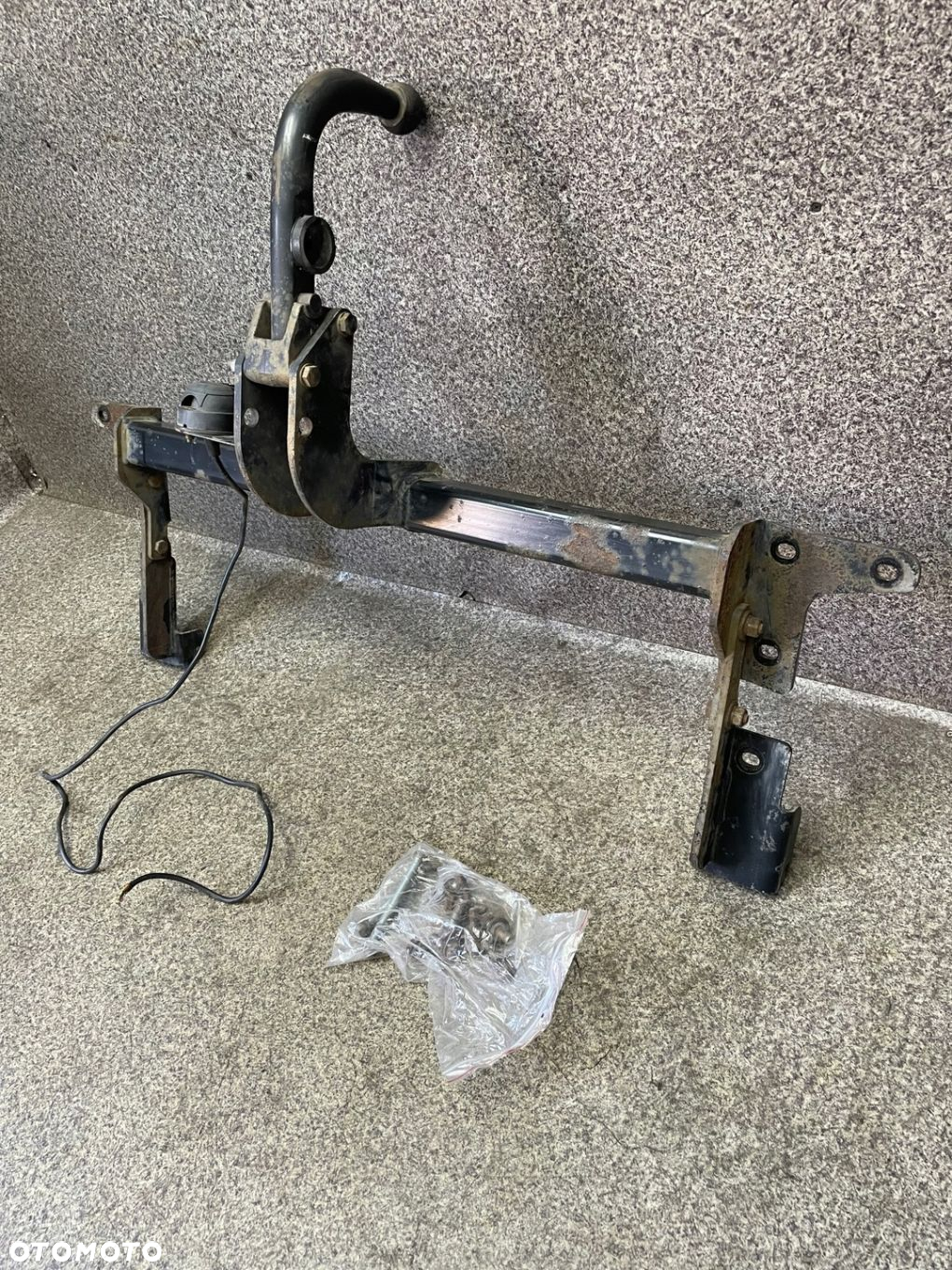 Hak holowniczy kula belka wiazka 7 PIN sruby Suzuki Grand Vitara 2 II 5D - 7