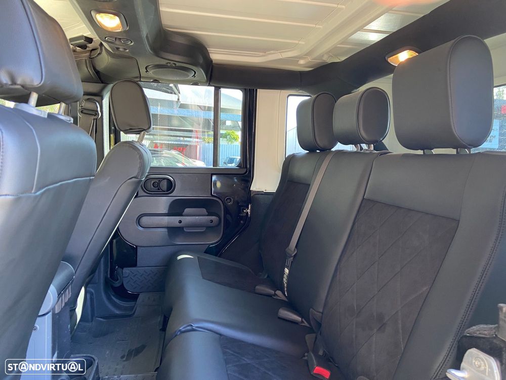 Jeep Wrangler Unlimited 2.8 CRD DPF Auto Sahara - 26