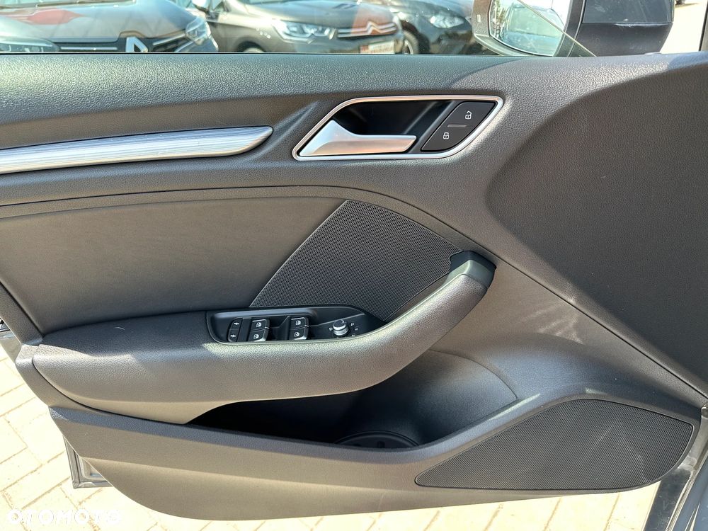 Audi A3 Sportback - 19