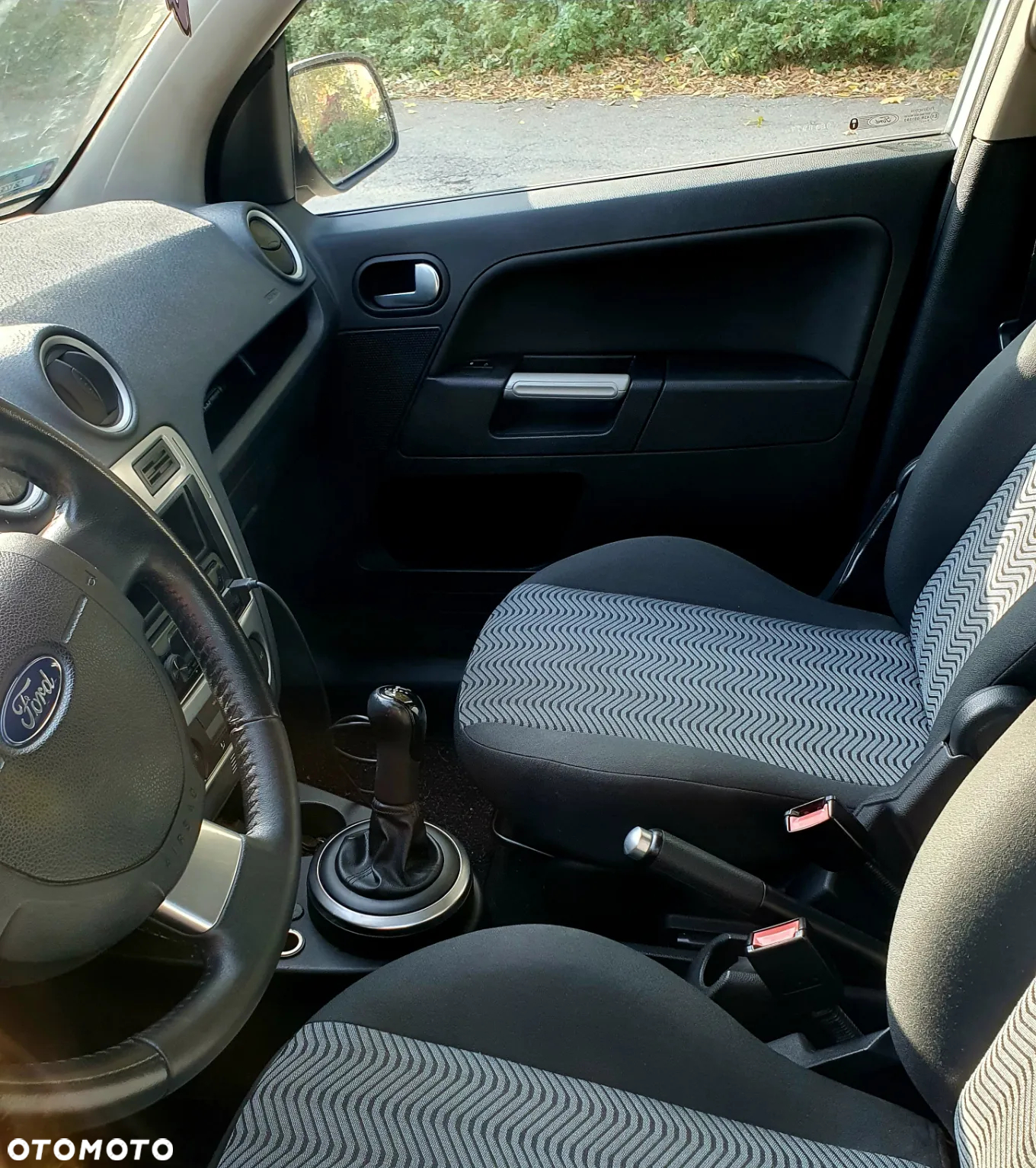 Ford Fusion - 13