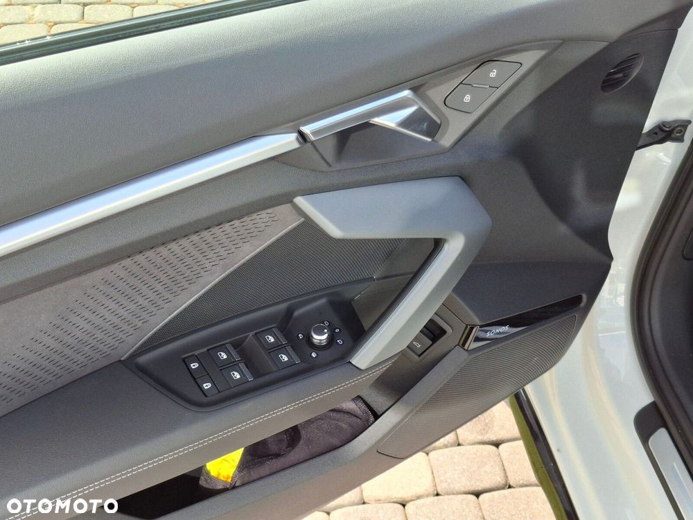 Audi S3 Sportback - 25