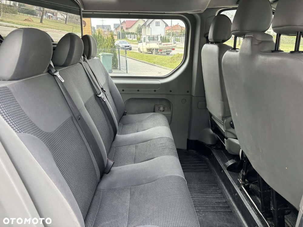 Opel Vivaro L2H1 2.9t - 7