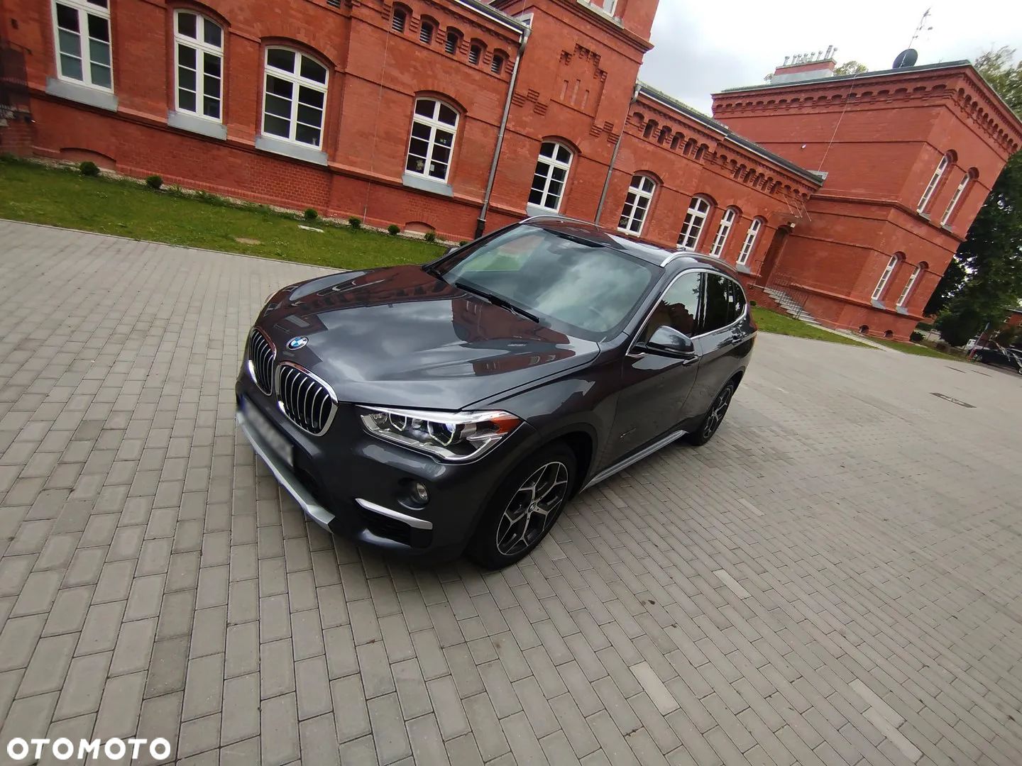 BMW X1 - 1