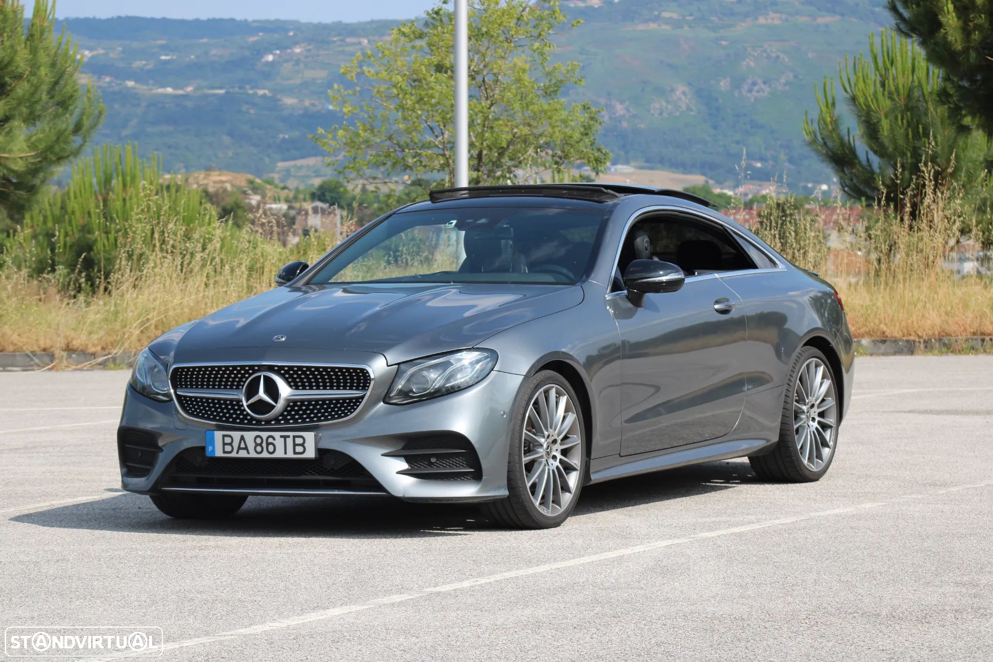Mercedes-Benz E 220 d Coupe 9G-TRONIC AMG Line - 1