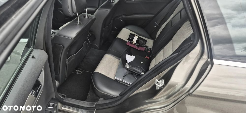 Mercedes-Benz Klasa C 200 CDI BlueEff Avantgarde - 14