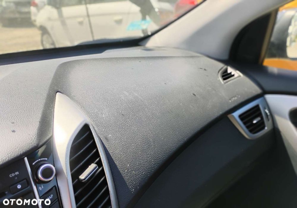 Hyundai i30 - 18
