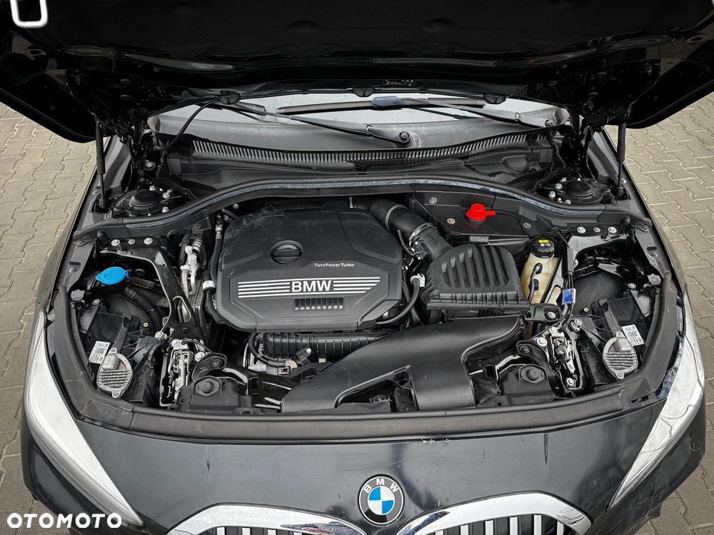 BMW Seria 1 118i Edition M Sport Shadow - 34