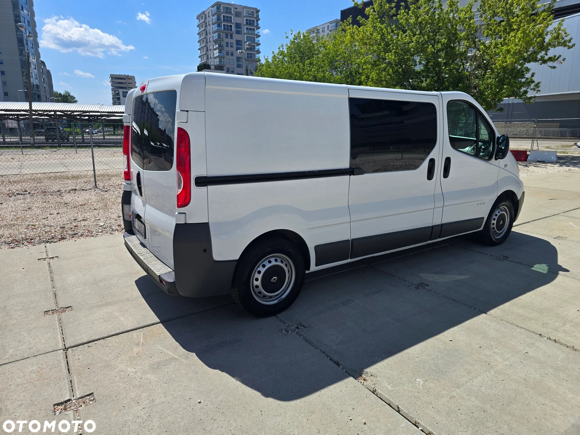 Renault TRAFIC - 6