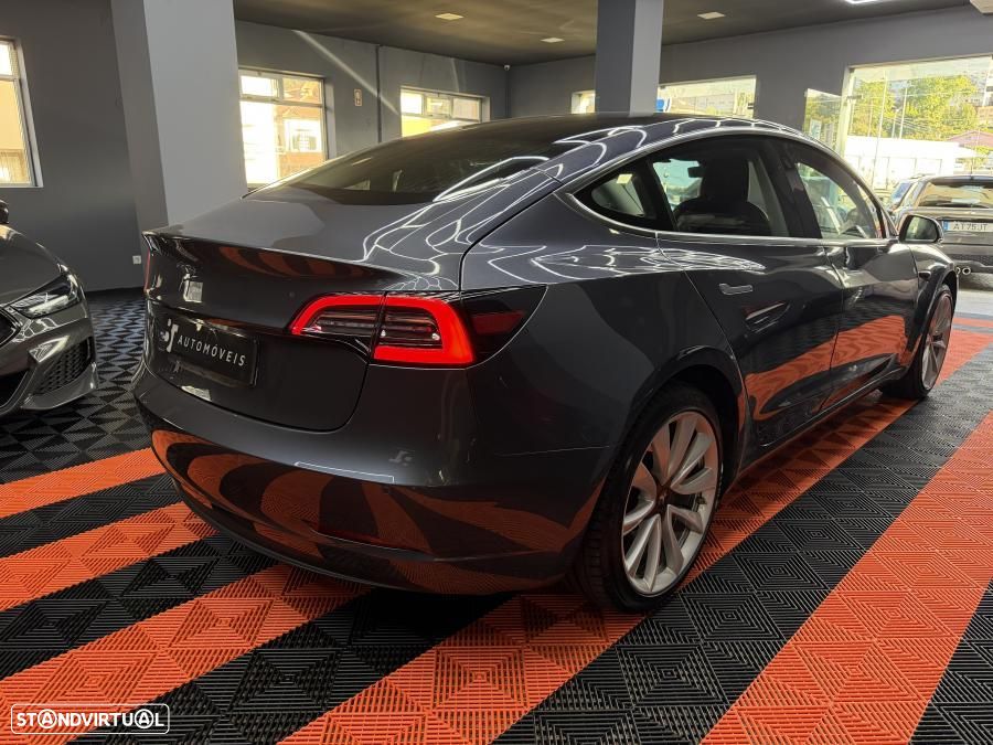 Tesla Model 3 Standard Range Plus RWD - 24