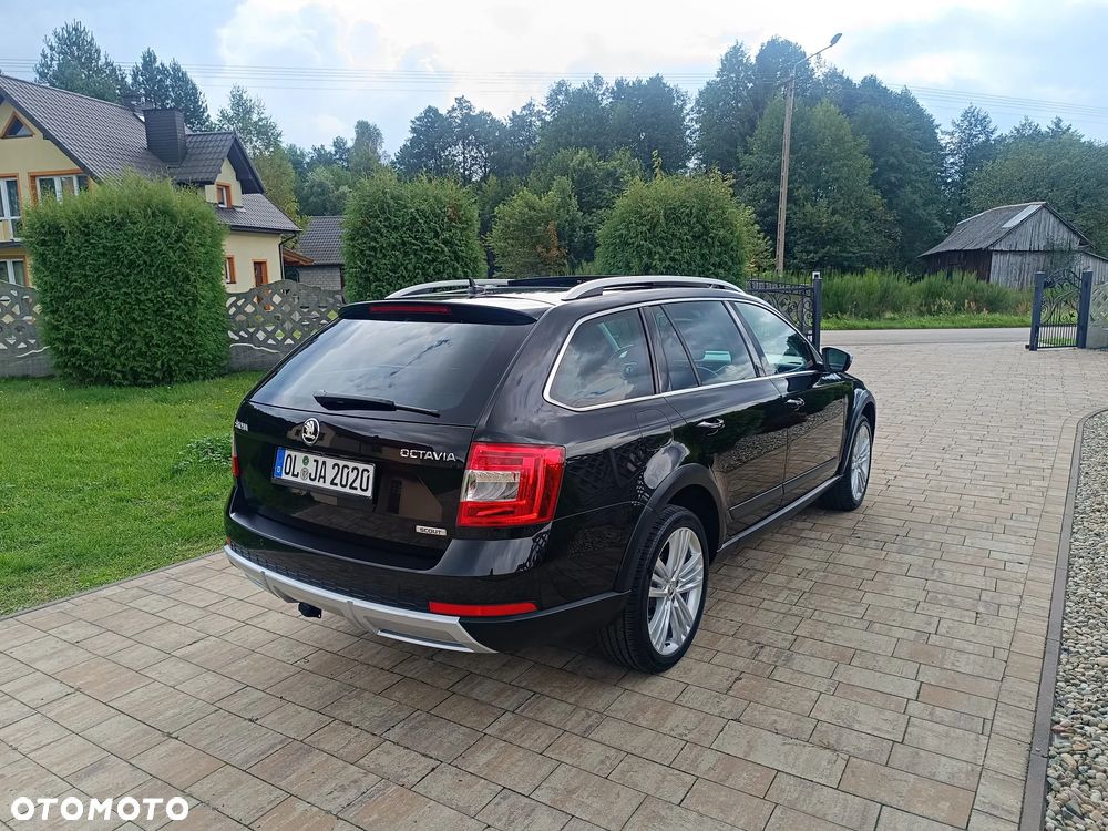 Skoda Octavia 2.0 TDI 4x4 DSG Scout - 4