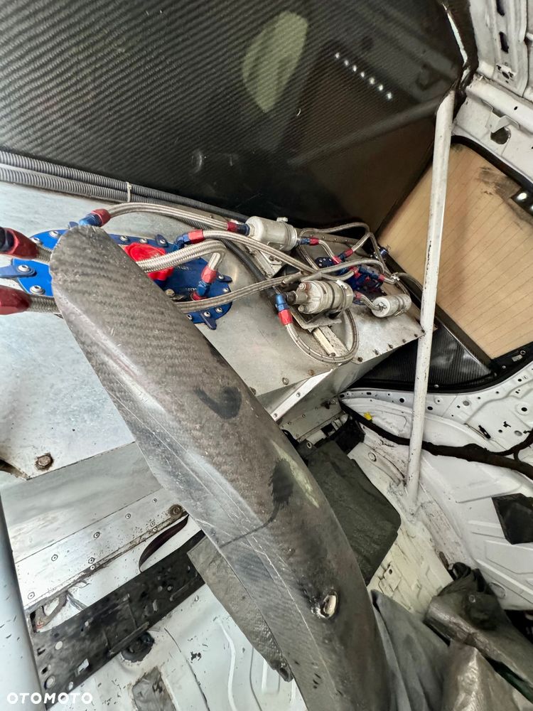 Porsche Cayenne - 21