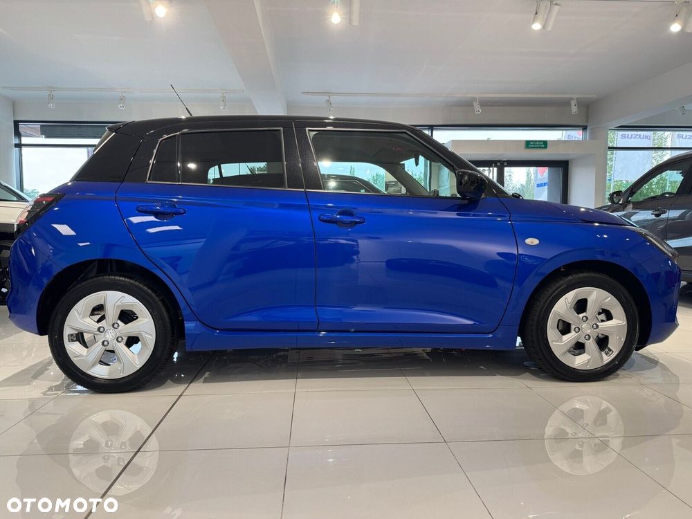 Suzuki Swift 1.2 Dualjet SHVS Premium Plus CVT - 4