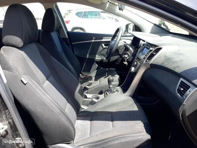 Peças Hyundai I30 1.4 2012 - 4