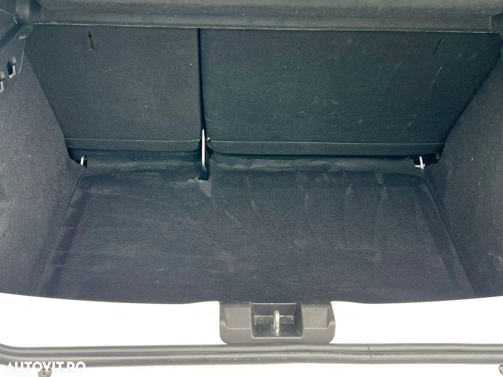 Dacia Sandero TCe 90 MT6 Comfort - 9