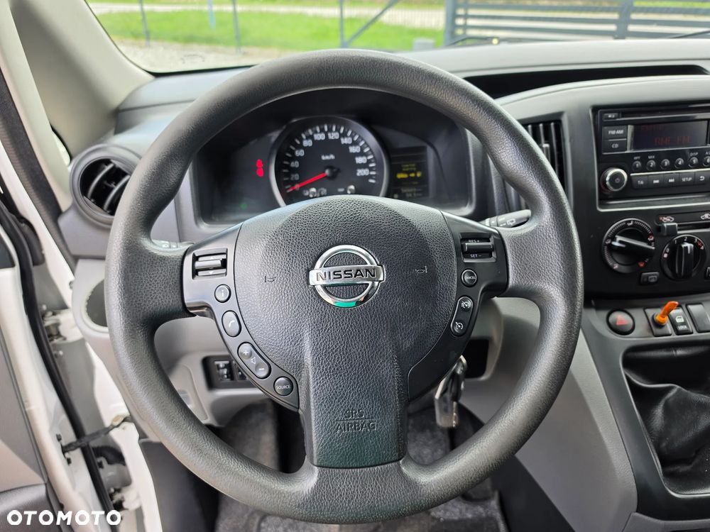 Nissan NV200 - 15
