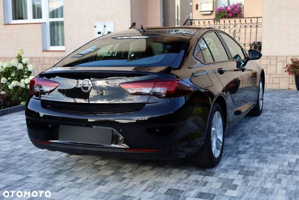 Opel Insignia 1.5 T Enjoy S&S - 23