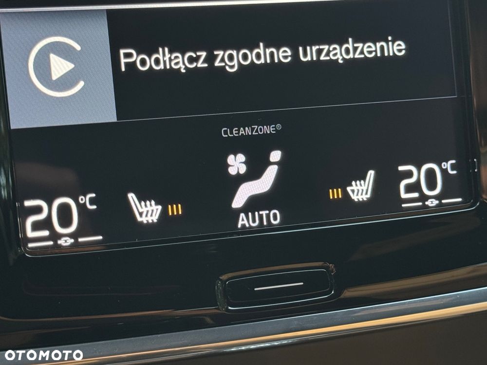 Volvo V90 Cross Country D4 AWD Geartronic Pro - 17