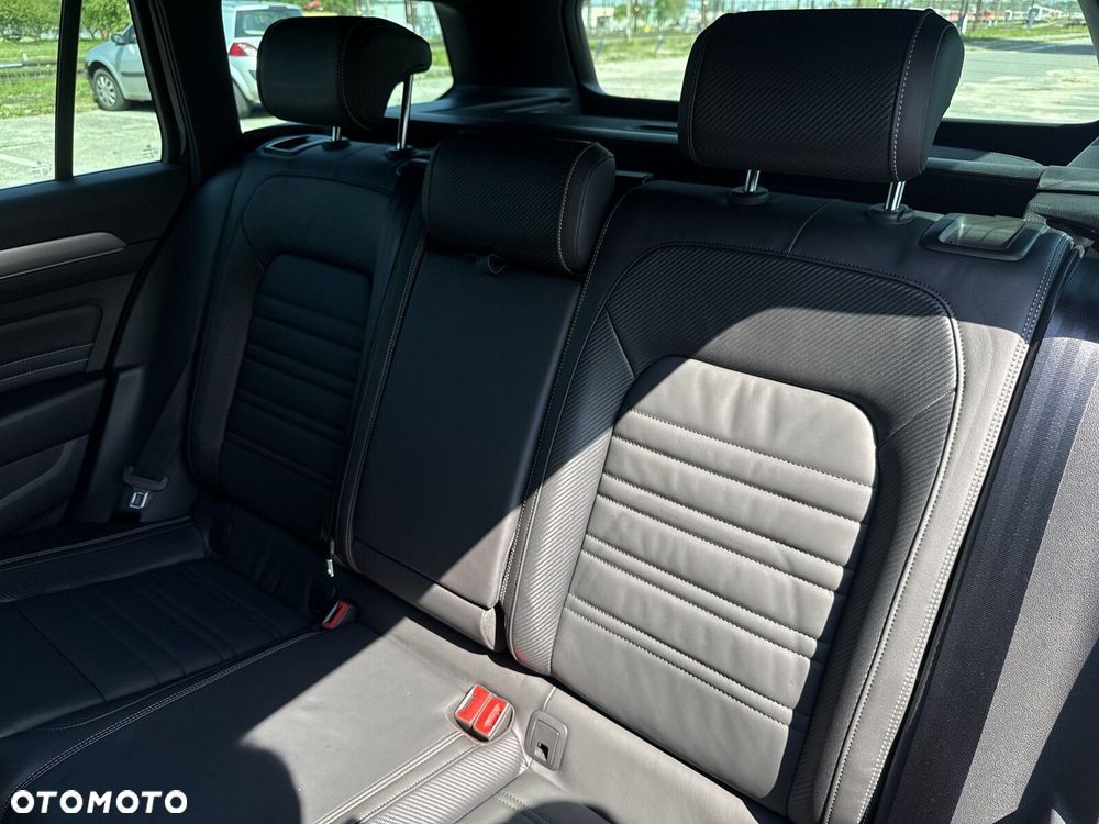 Volkswagen Passat Variant 2.0 TSI Elegance DSG - 31
