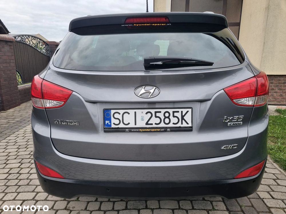 Hyundai ix35 2.0 CRDi 4WD Fifa World Cup Gold Edition - 6