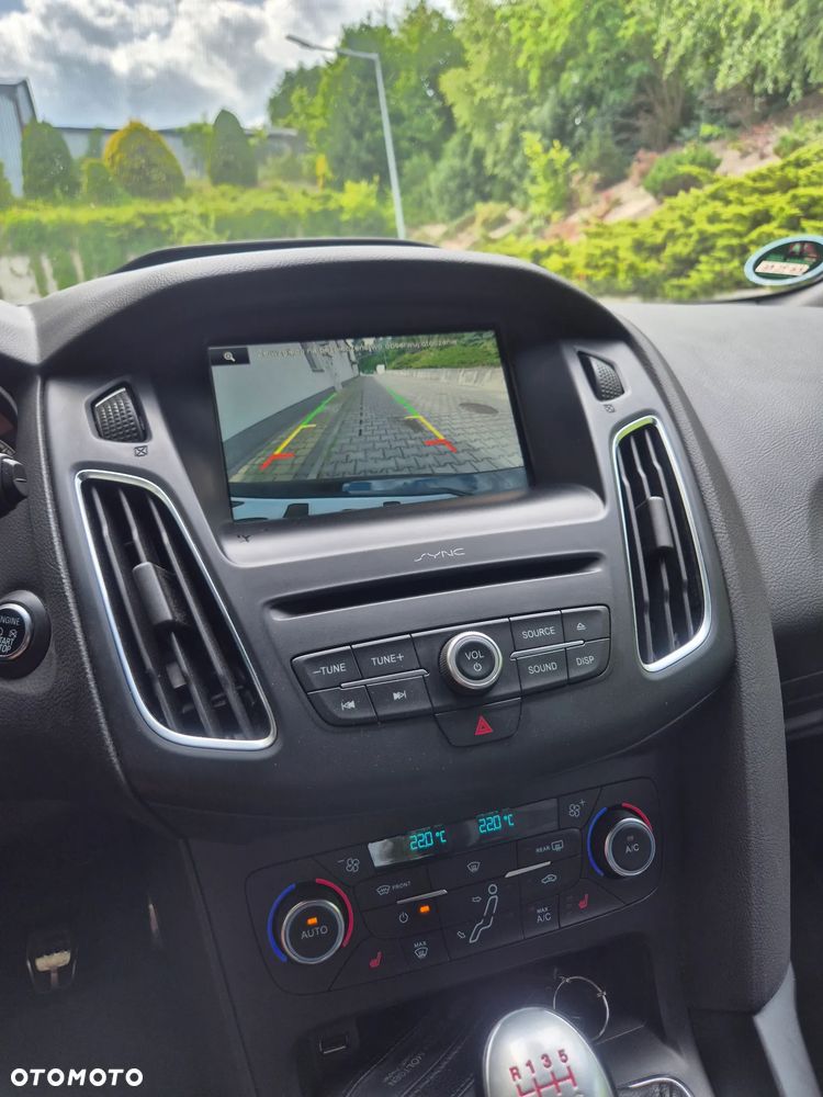 Ford Focus 2.0 TDCi ST mit Leder-Exclusiv-Paket - 25