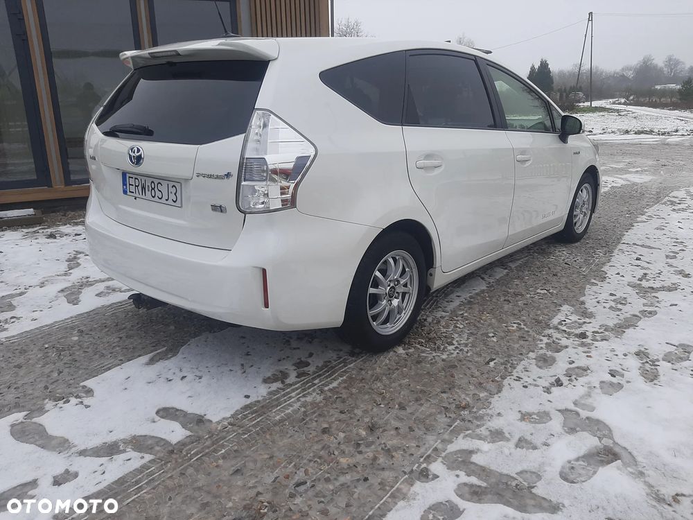 Toyota Prius+ (Hybrid) Executive - 10