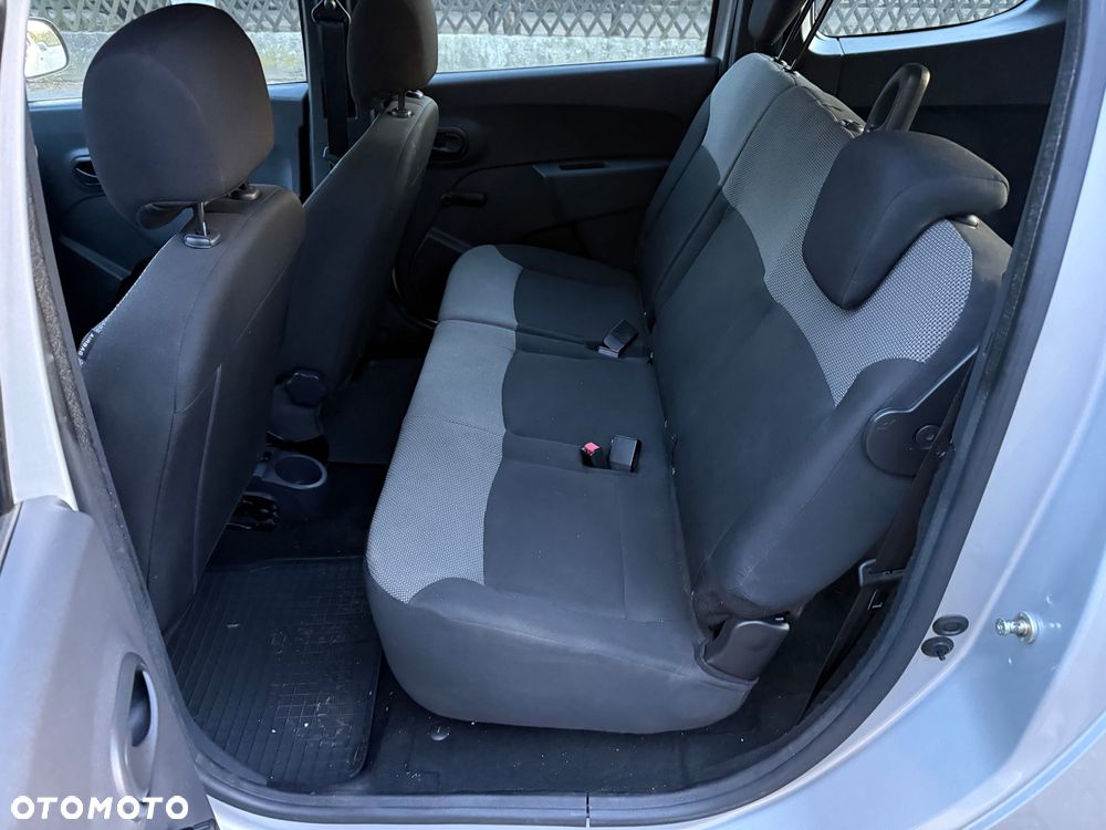 Dacia Lodgy SCe 100 Ambiance - 24