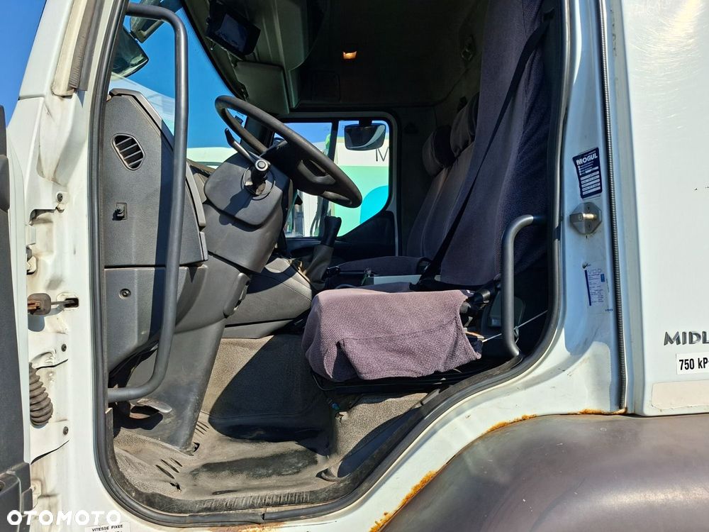 Renault Midlum 280.16 P 4X4 - 12