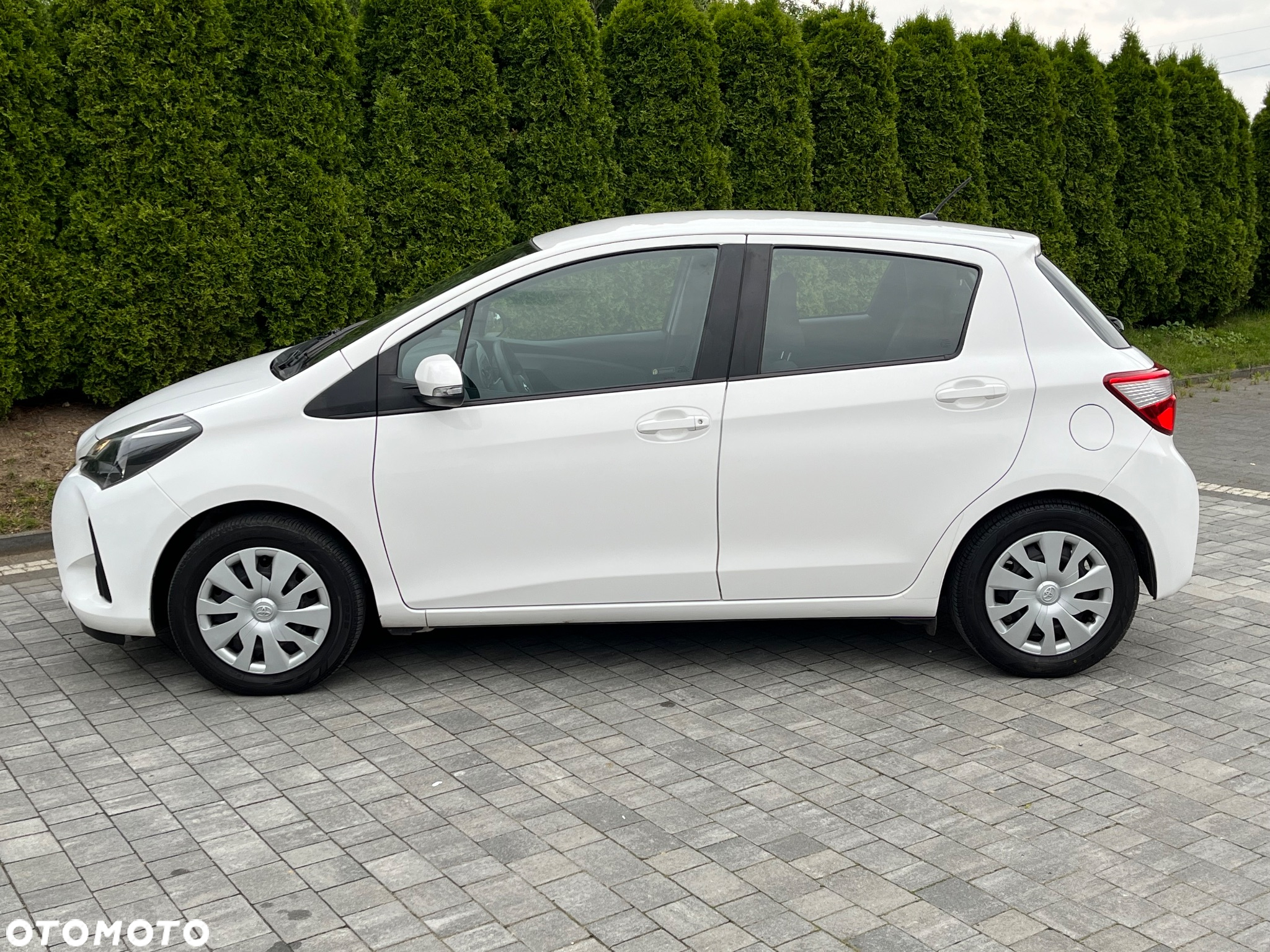 Toyota Yaris - 16