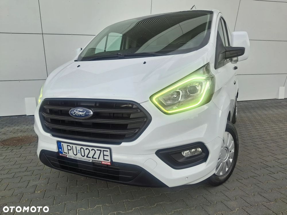 Ford TRANSIT CUSTOM - 12