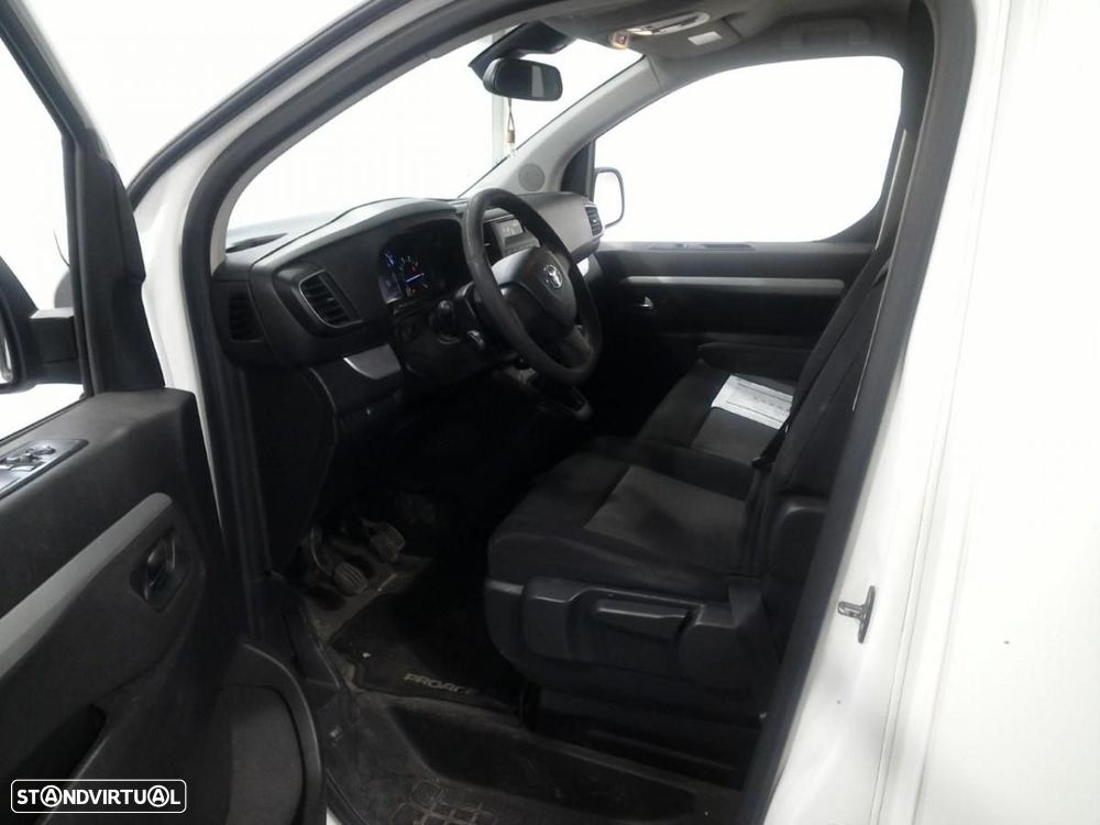 Toyota Proace Verso 1.5 D-4D L1 1.0T Comfort 9L - 9